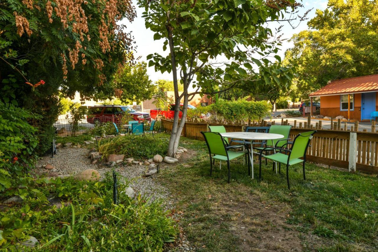 Lodge 5 - Downtown Location. Studio With Shared Hot Tub. Minutes To Arches N.P. Moab Esterno foto